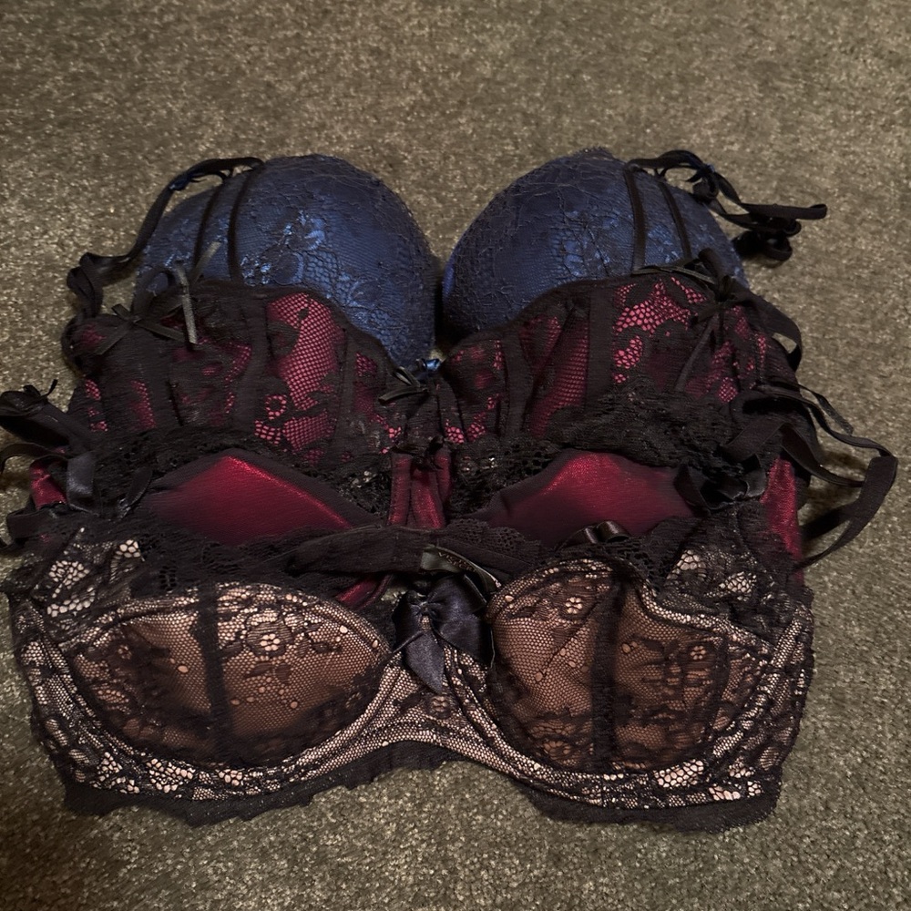1 Victoria's Secret Lace Bra, 1 Fredrick’s of Hollywood &2 Adore Me bras